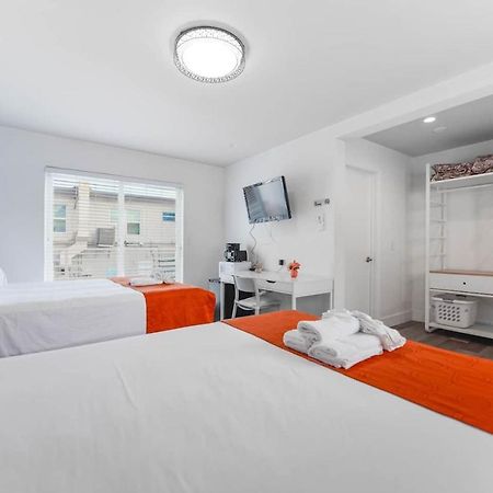Cozy 1 Bedroom With Pool Steps From The Beach #47 Голлівуд Екстер'єр фото