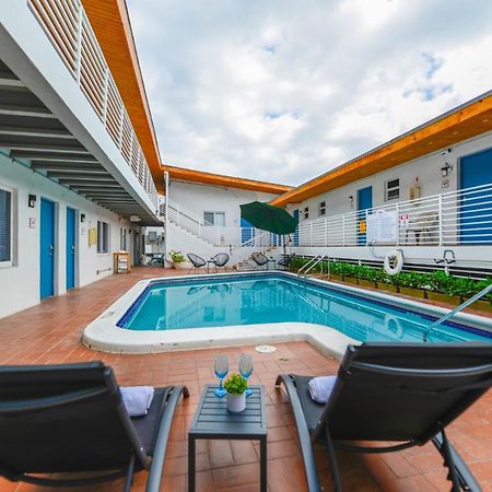 Cozy 1 Bedroom With Pool Steps From The Beach #47 Голлівуд Екстер'єр фото