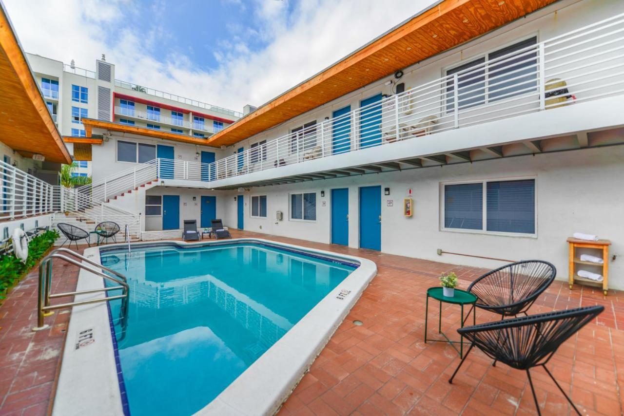 Cozy 1 Bedroom With Pool Steps From The Beach #47 Голлівуд Екстер'єр фото