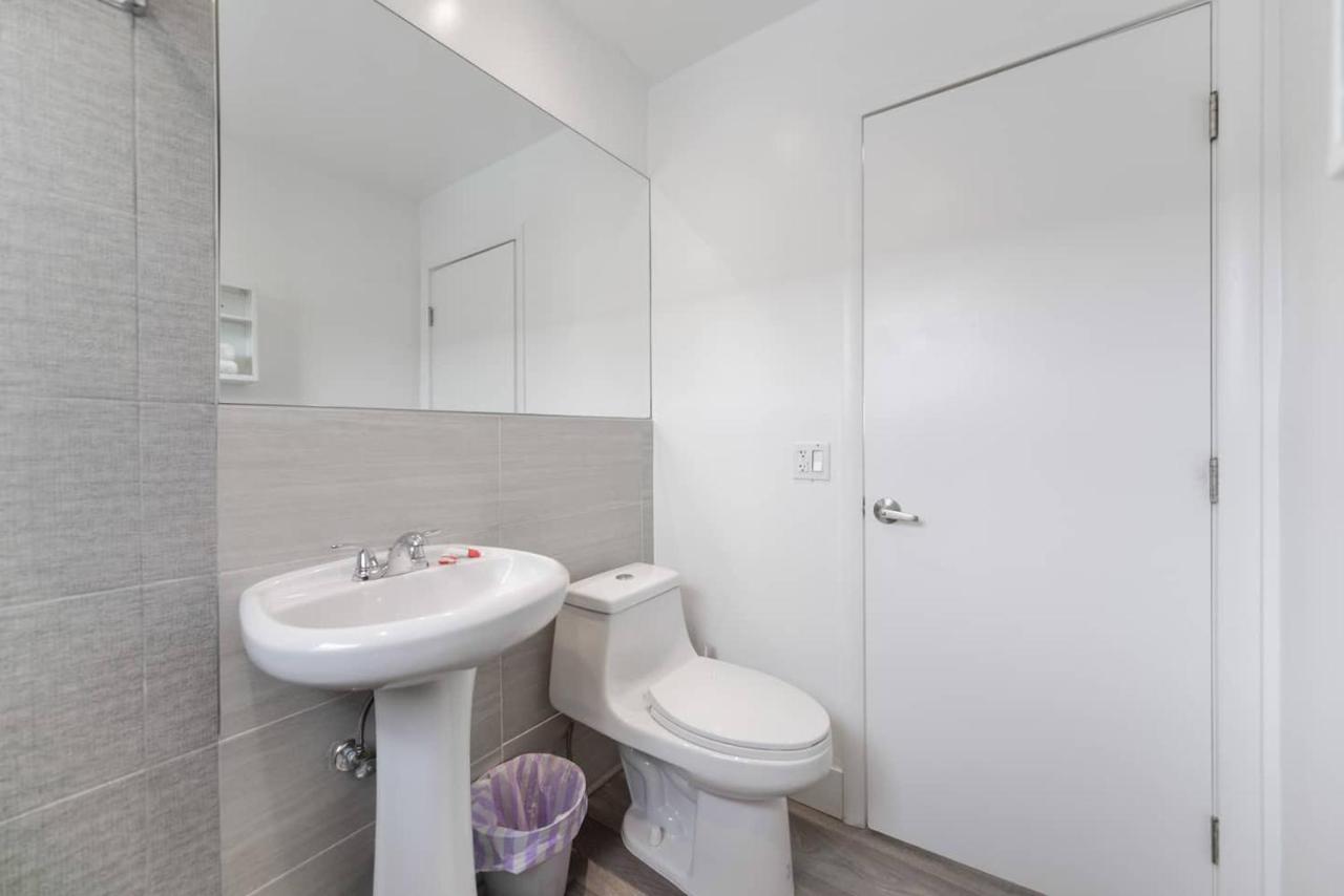 Cozy 1 Bedroom With Pool Steps From The Beach #47 Голлівуд Екстер'єр фото