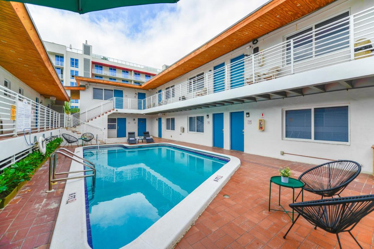 Cozy 1 Bedroom With Pool Steps From The Beach #47 Голлівуд Екстер'єр фото
